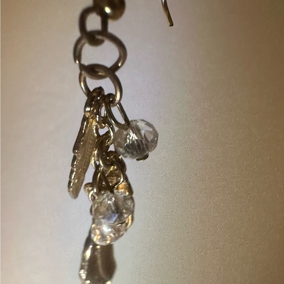 Vintage Never Worn Elegant Silver Leaf Earrings for Women - Picture 5 of 10